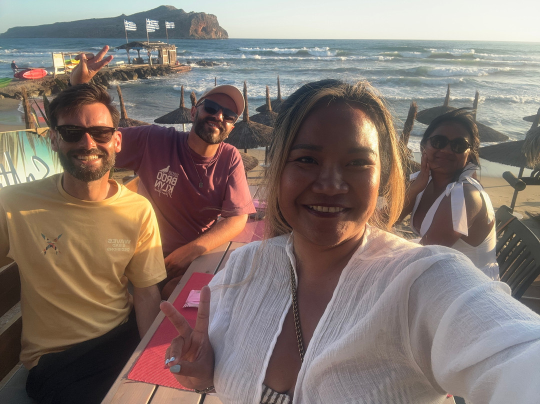 Salty Breeze - Beach Bar Restaurant