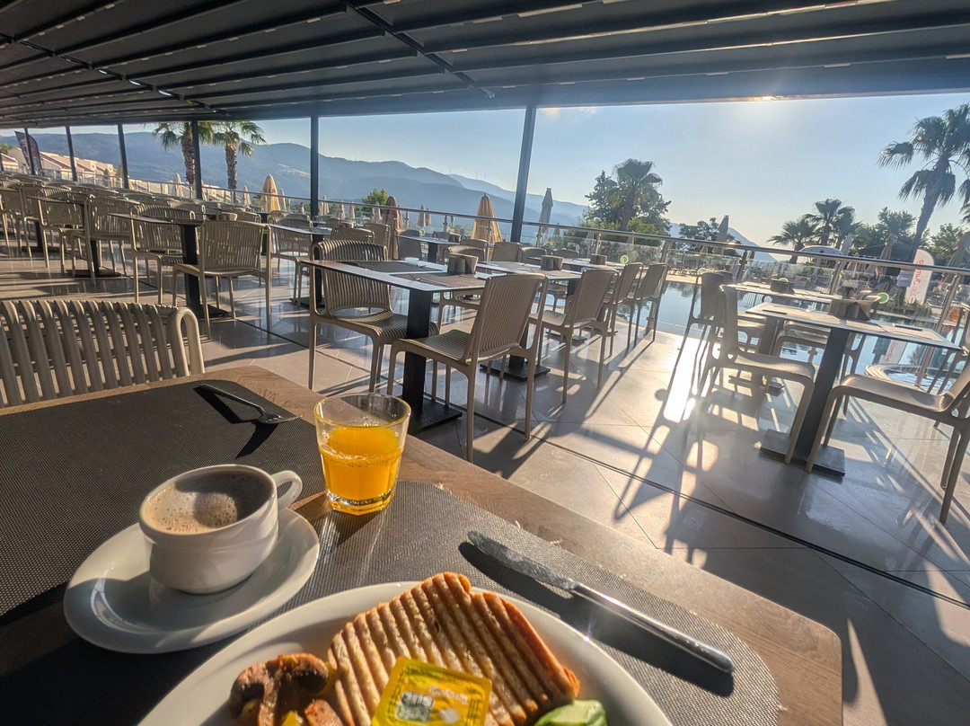 Unique Residence Hotel Golf & Spa主图