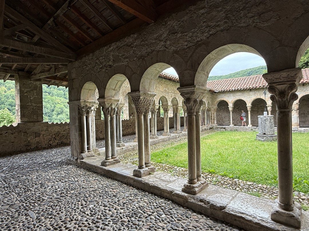 Cathedrale Sainte Marie-Saint-Bertrand-de-Comminges必去景点