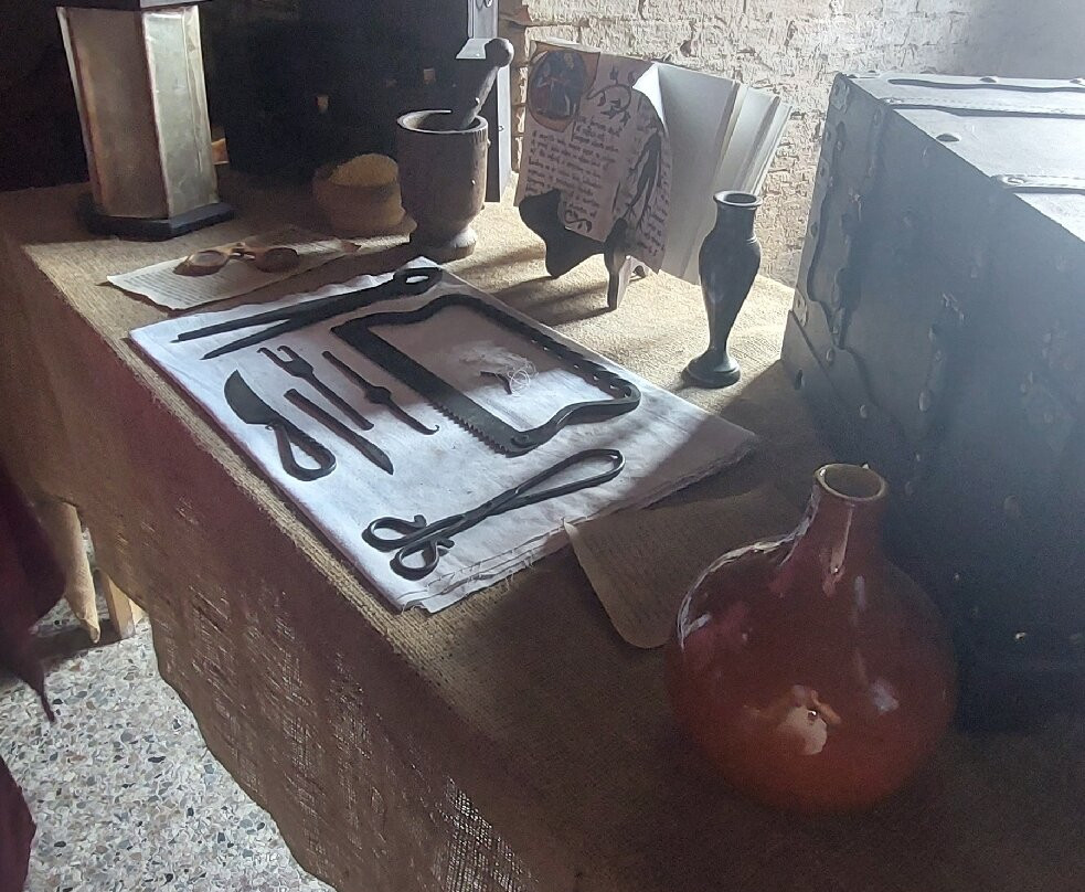 Castello Pallavicino di Varano de' Melegari-Varano de' Melegari必去景点