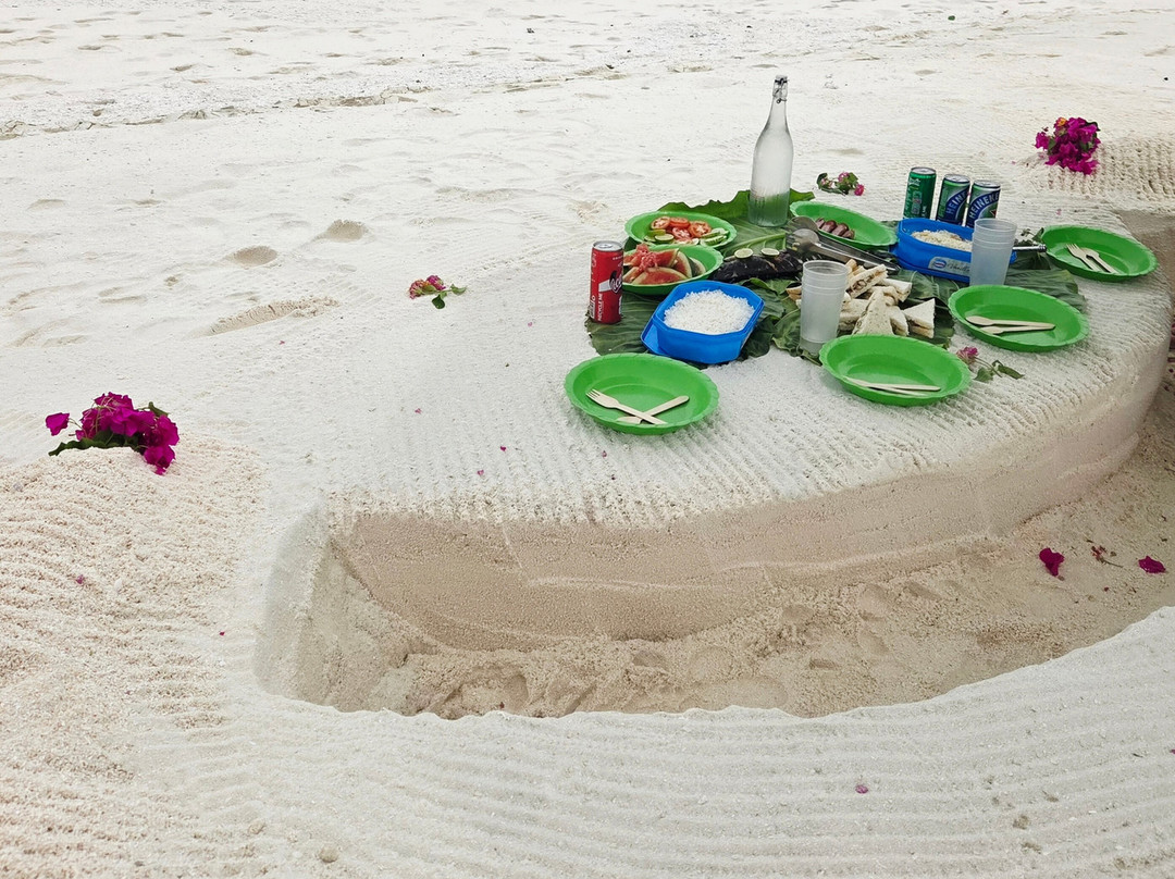 Kamadhoo Inn主图