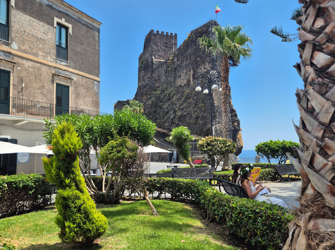Castello Normanno-Aci Castello必去景点