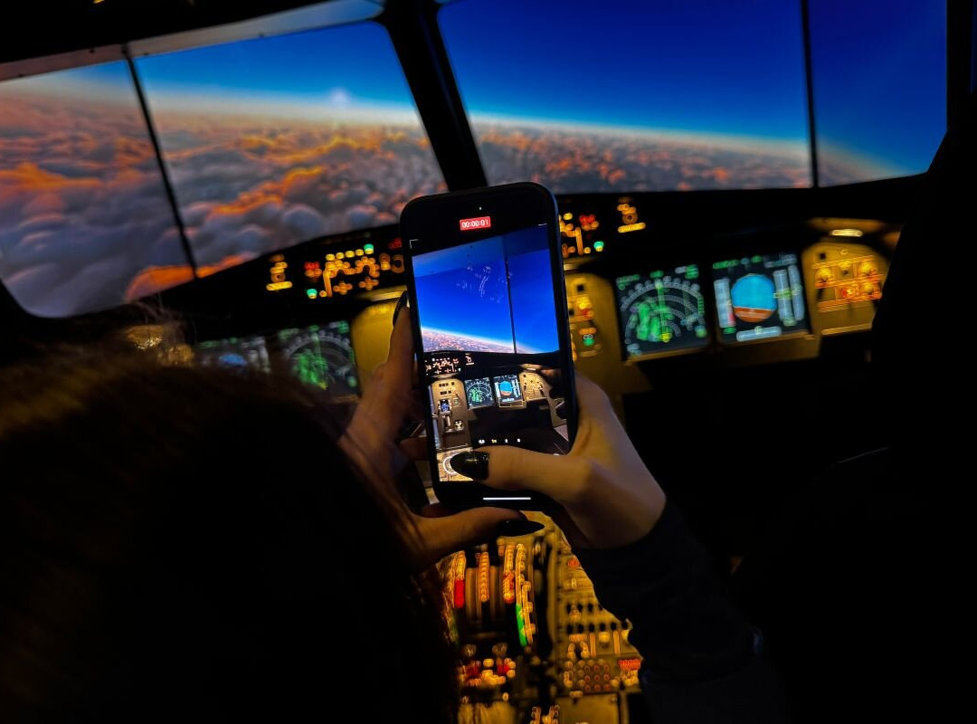 Simair - Flight Simulation Center-华沙必去景点