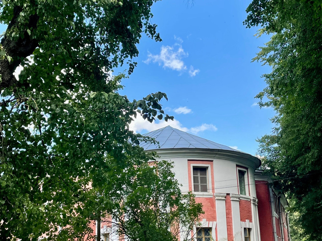 Goncharovykh Estate
