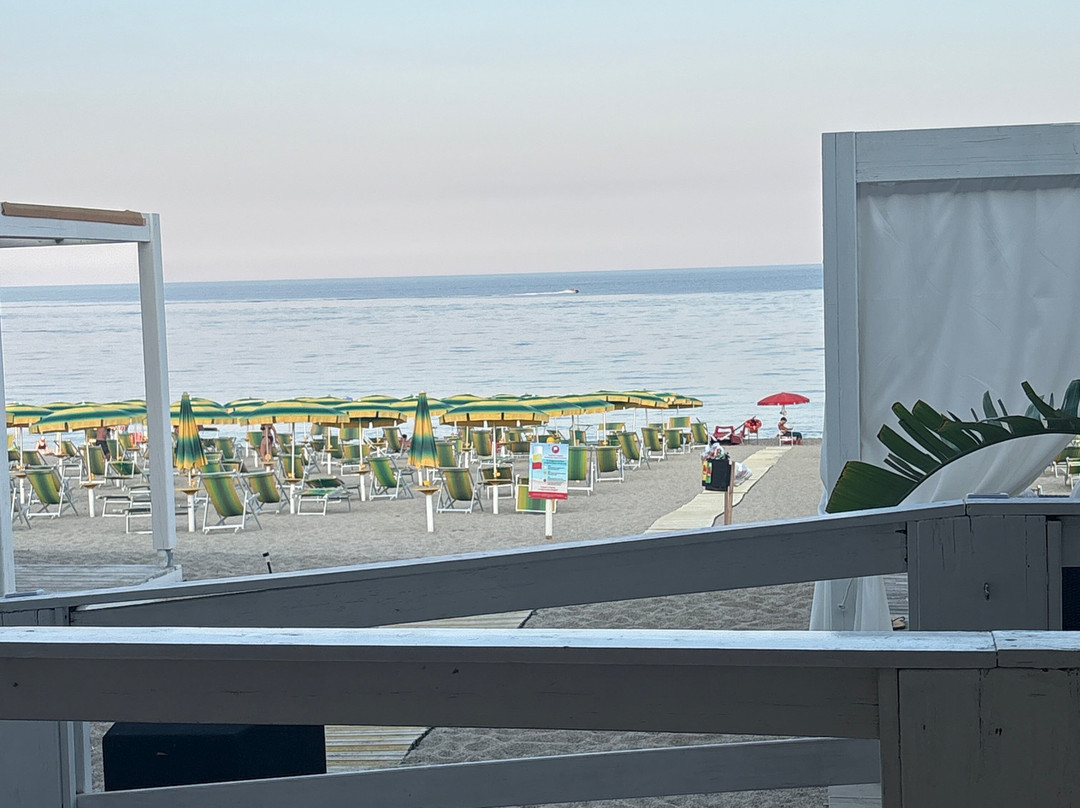 Mirà Beach Club