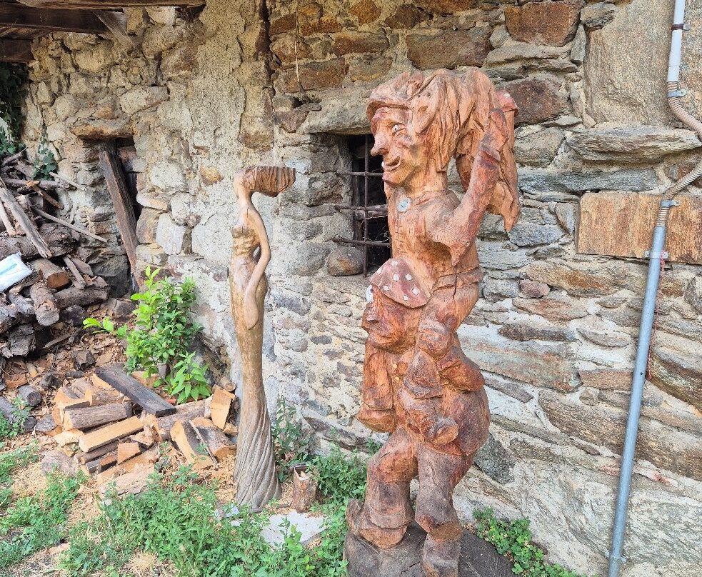 Villaggio di Chemp-Perloz必去景点