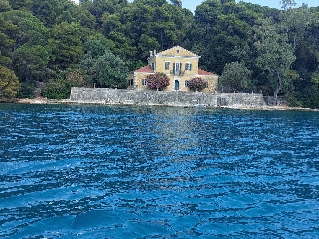 Ionian Star Cruises-Nidri必去景点