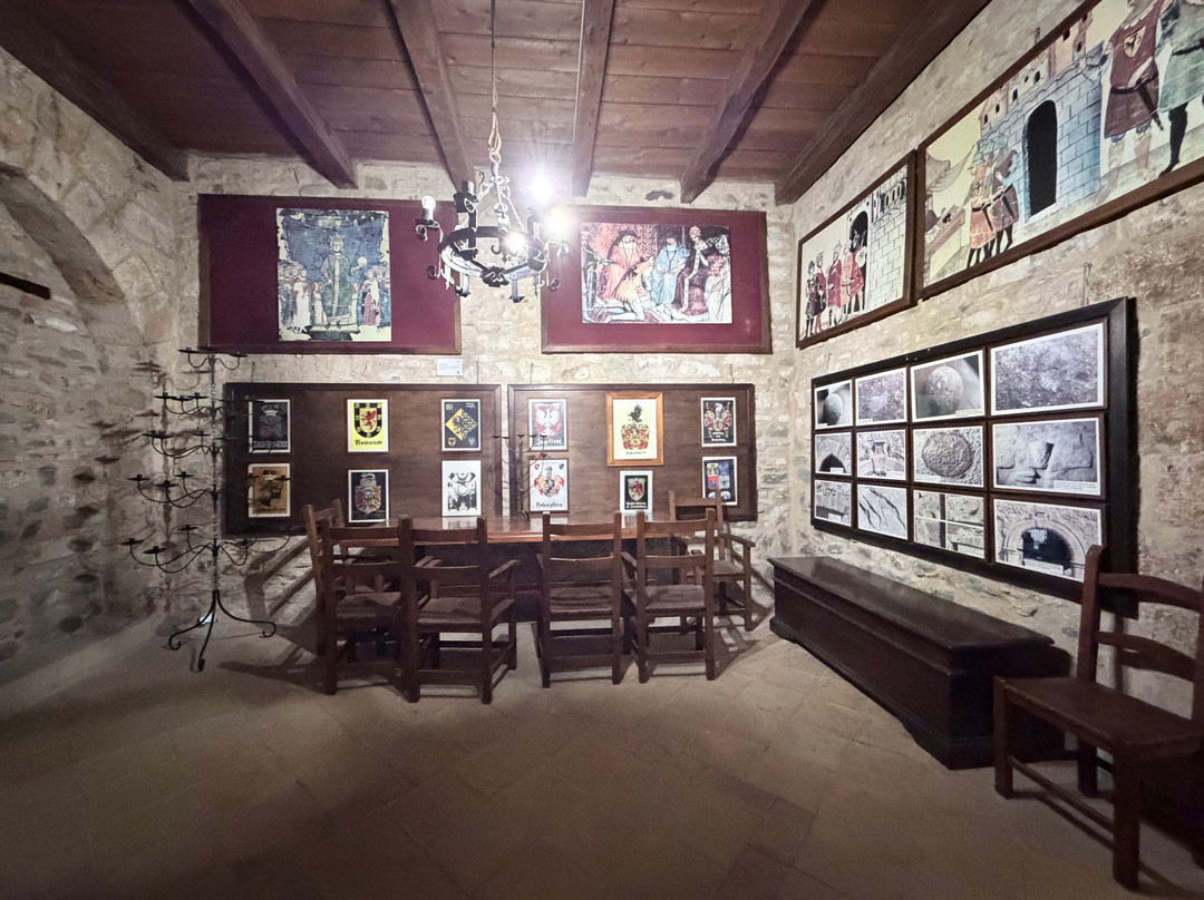L'Antico Granaio Sotto il Castello Federiciano-Roseto Capo Spulico必去景点