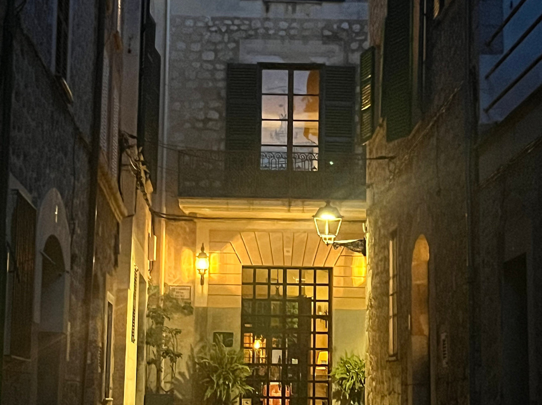 萨尔威亚酒店主图