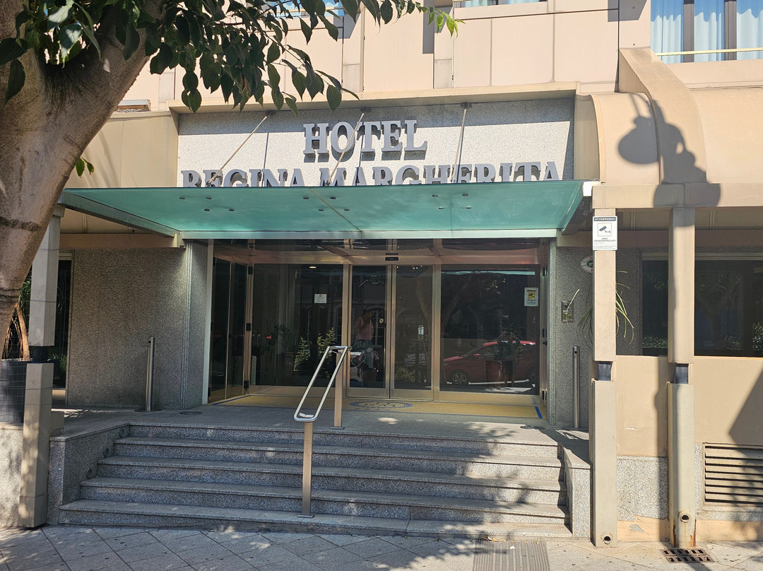 雷吉纳玛格丽塔酒店主图