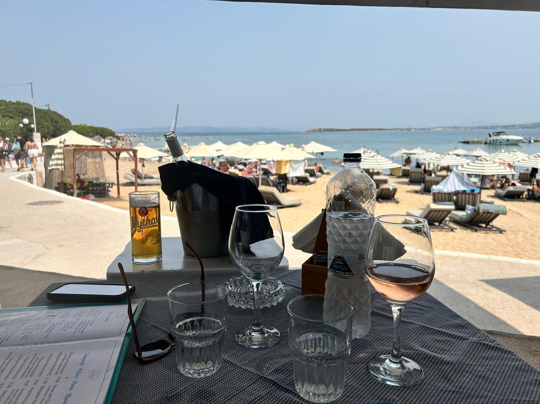 绿洲海滩酒店主图