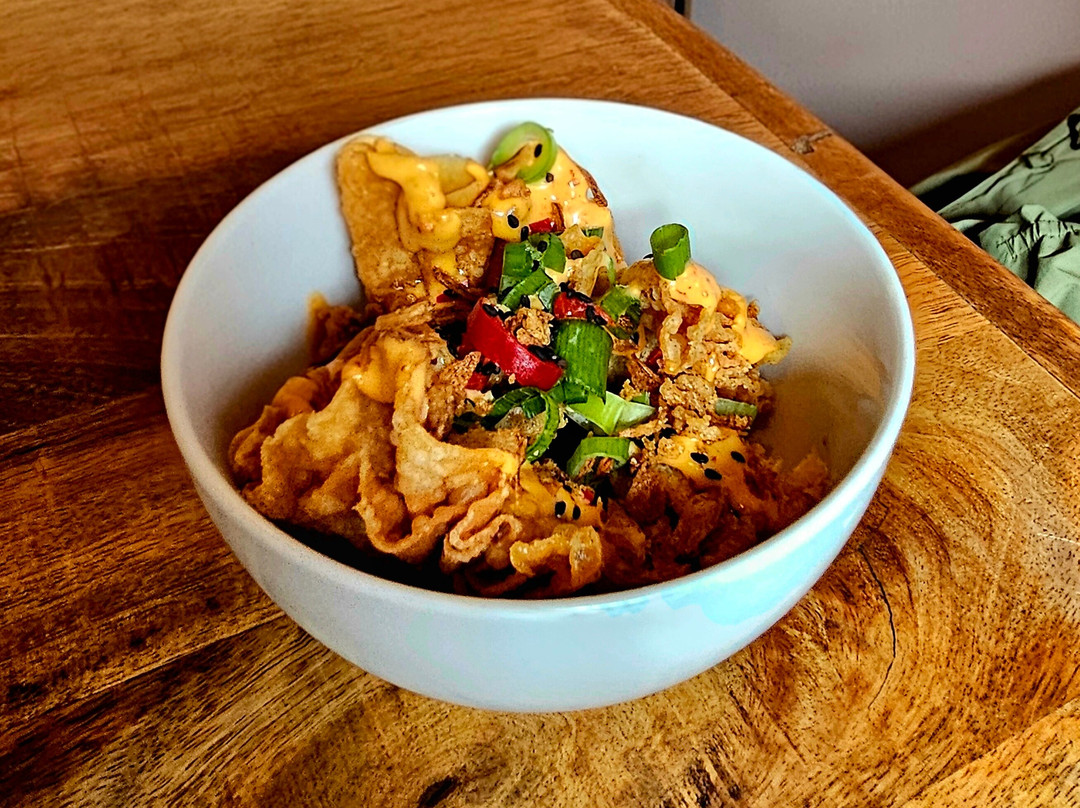 Monyet makan