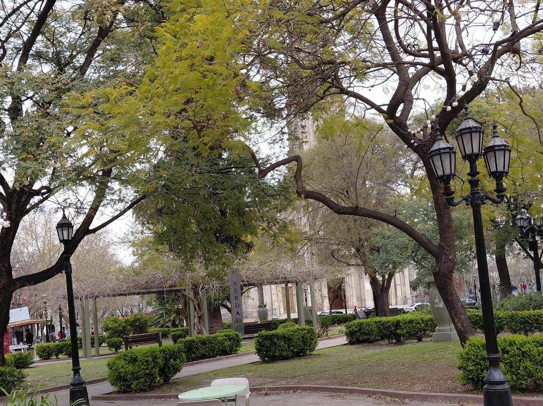 Plaza San Martin-Mercedes必去景点