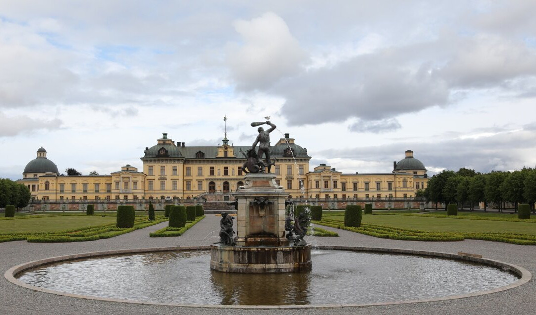 Herkulesfontänen (La Fontaine d'Hercule)-Drottningholm必去景点