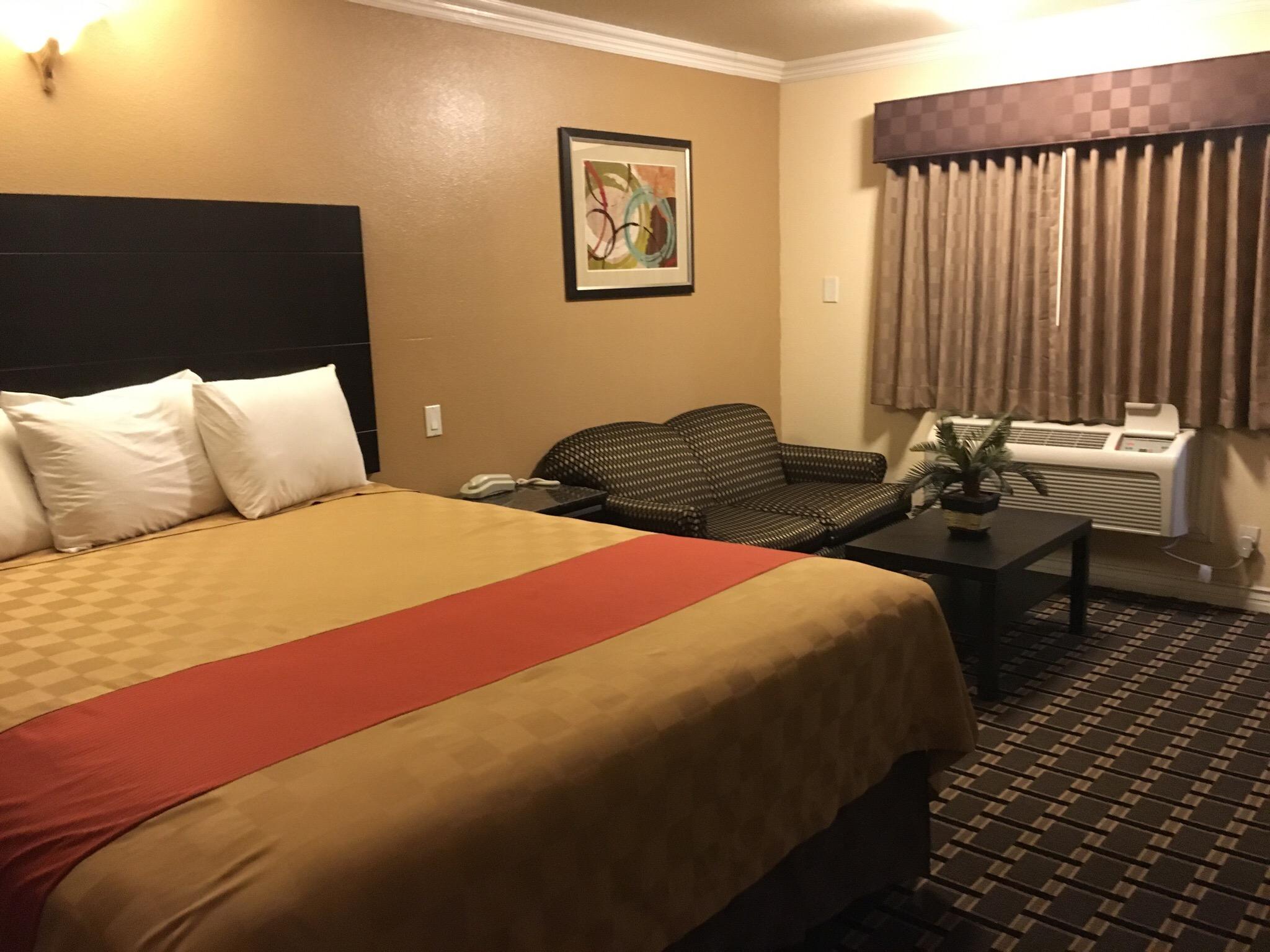 Hacienda Motel-官方