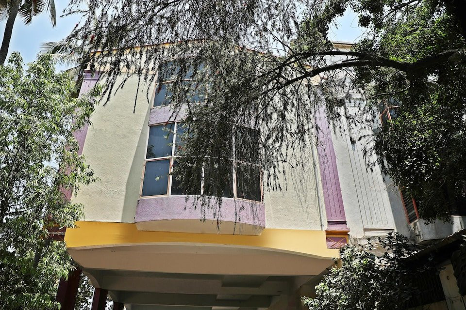 OYO 35587 Shanthi Royal