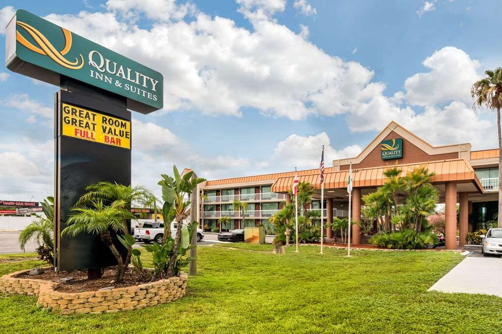 塔彭斯普林斯酒店住宿-Quality Inn & Suites Tarpon Springs South
