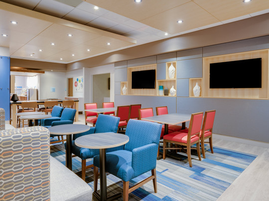 Holiday Inn Express & Suites Ft. Washington - Philadelphia By IHG主图