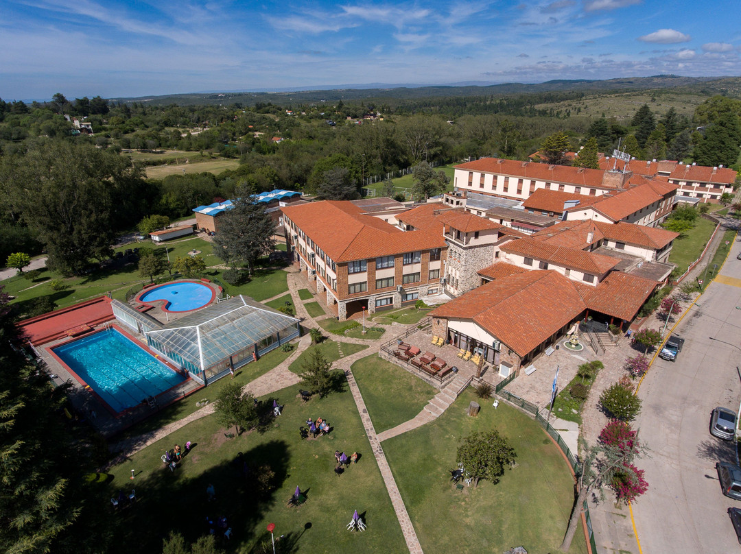Hotel Luz y Fuerza - Villa Giardino Córdoba
