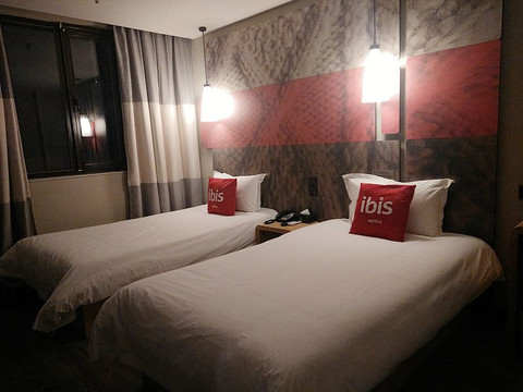 宜必思酒店(北京天坛东门地铁站店)主图