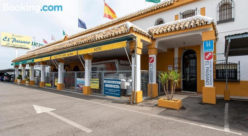 OYO Hostal El Paisano