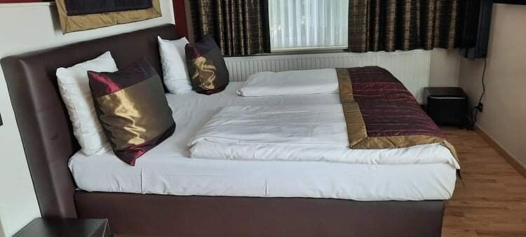 De Kalvaar Hotel主图