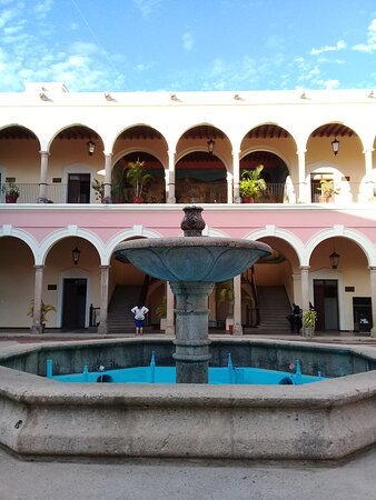 Palacio Municipal-El Fuerte必去景点