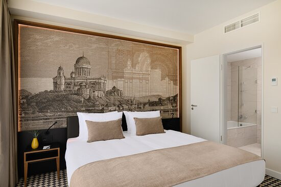 Grand Hotel Esztergom主图