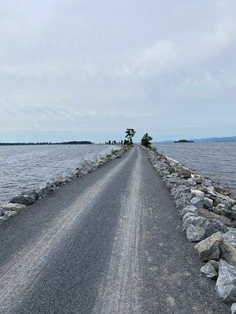 伯灵顿自行车路径-伯灵顿必去景点