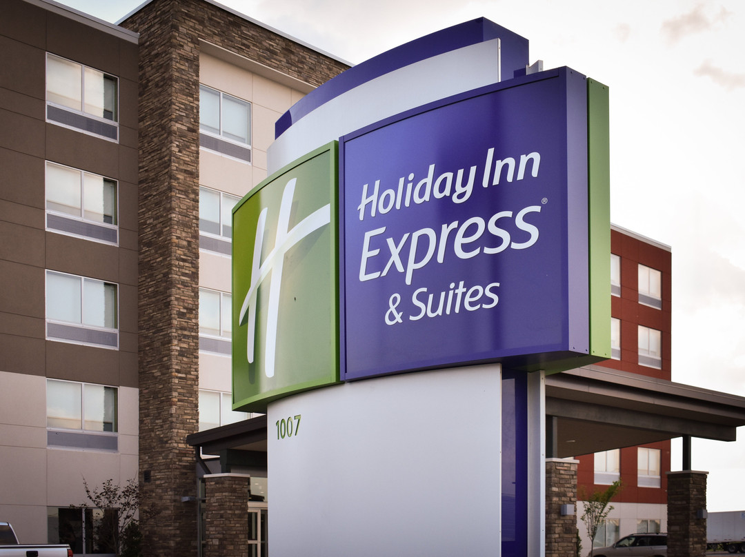 Holiday Inn Express & Suites West Memphis By IHG主图