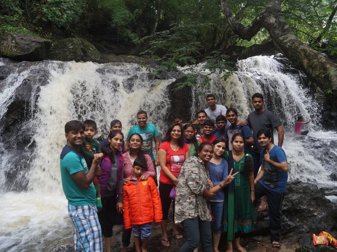 Shankar Falls景点图片