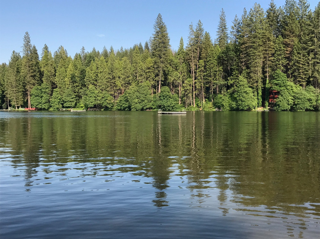 Twain Harte Lake景点图片