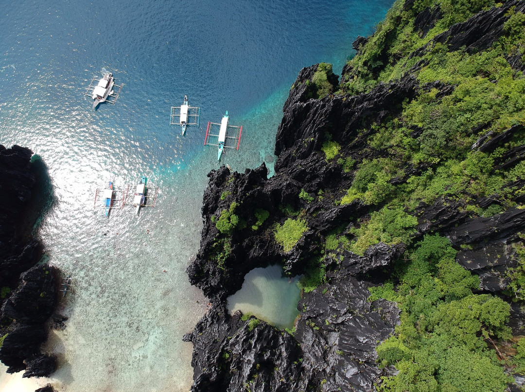 Secret Lagoon Beach景点图片