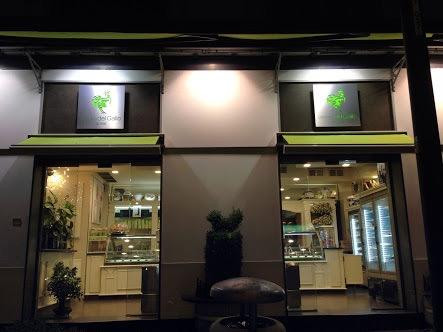 Lucrino餐馆和美食-Gelateria Delgallo