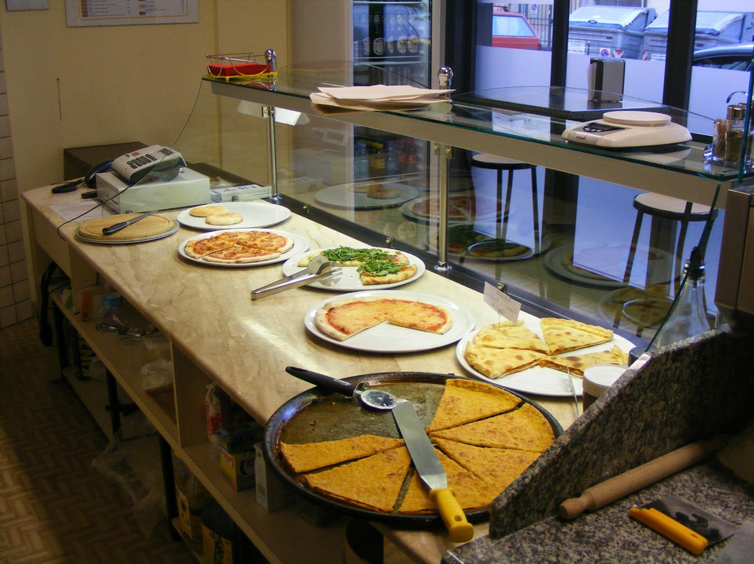 Cascine-La Croce餐馆和美食-Il Pizz8matto