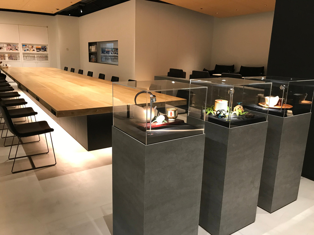 Haneda Airport Terminal 1 POWER LOUNGE CENTRAL