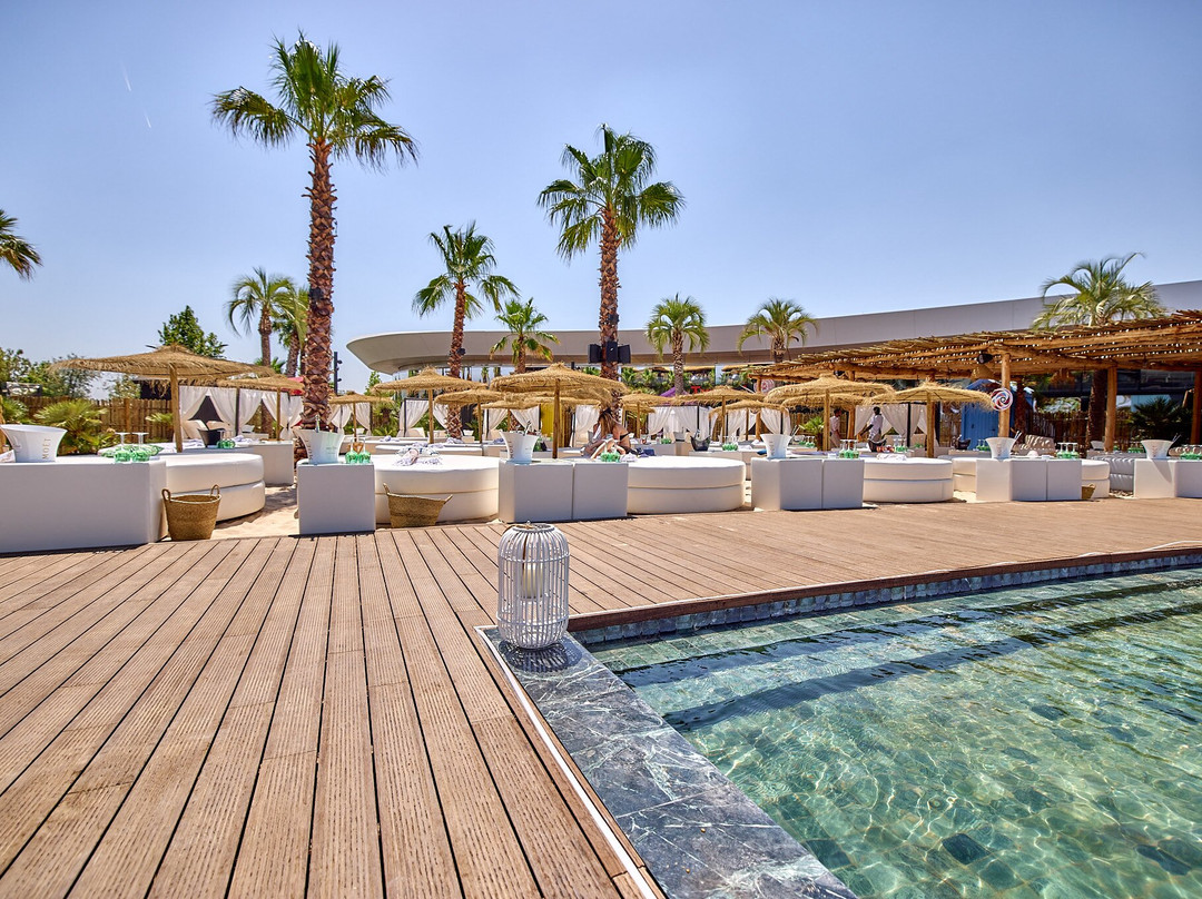 Moreira Beach Club