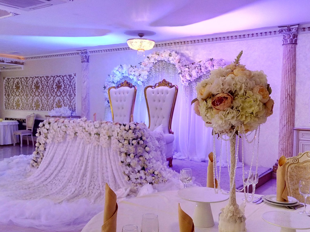 Monte Cristo Restaurant