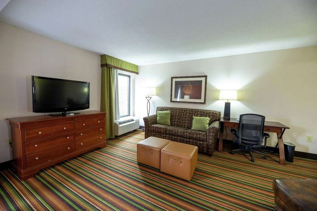 Hampton Inn Winston-salem Hanes Mall主图
