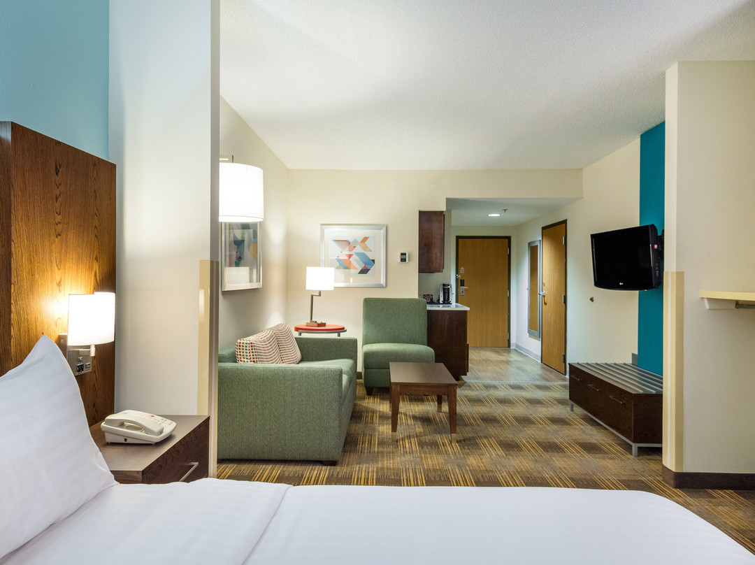 Holiday Inn Express & Suites Grenada by IHG主图