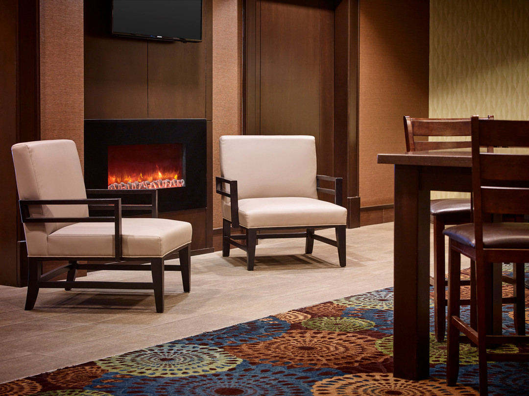 Holiday Inn Express & Suites Timmins By IHG主图