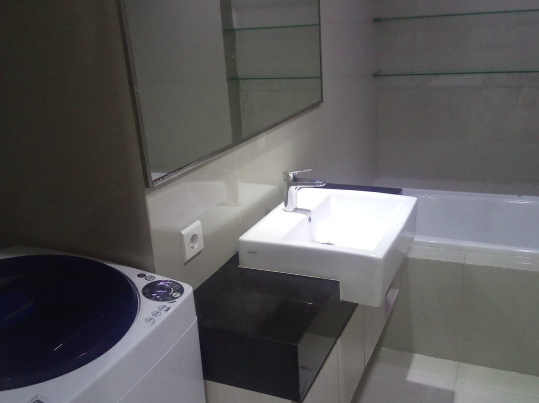 Azalea Suites by Jayakarta Group主图