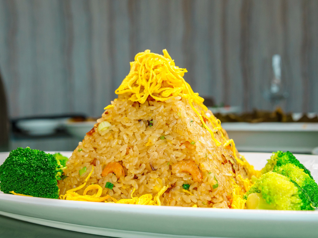 Moon Palace Cantonese Cuisine