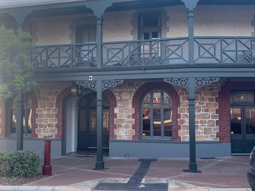 Farmers Home Hotel主图