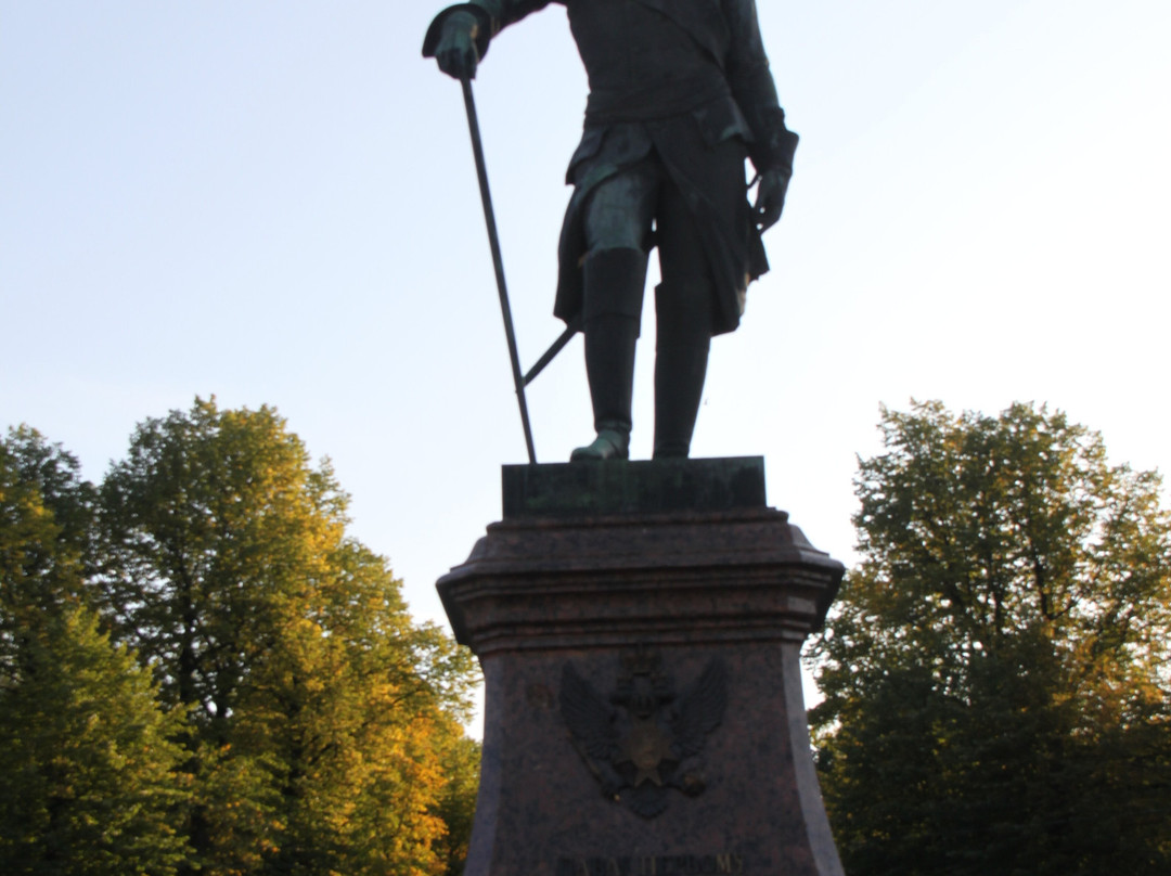 Monument to Imperator Pavel I景点图片