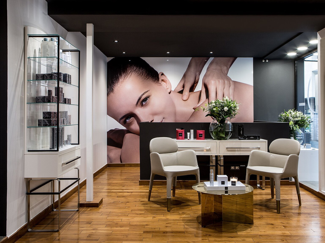 Le Prestige Spa-里昂必去景点