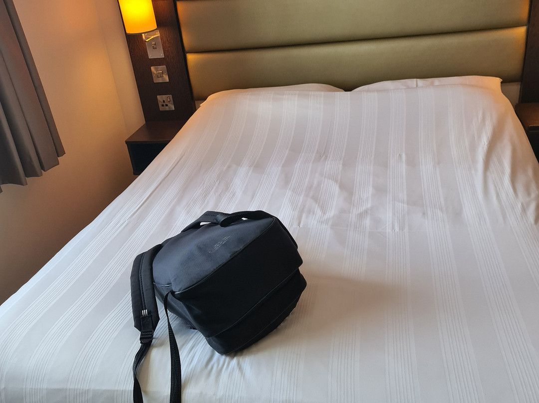 Premier Inn Cheltenham Town Centre hotel主图
