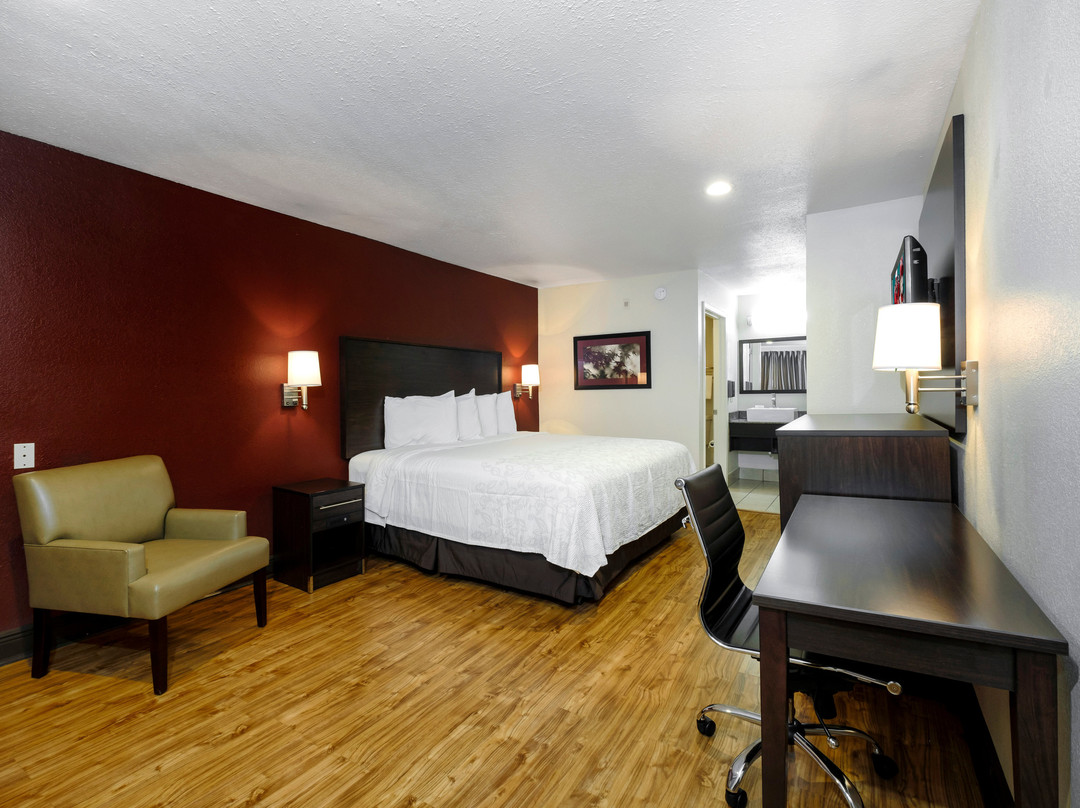 Red Roof Inn PLUS+ Hammond主图