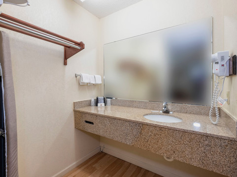 Red Roof Inn & Suites Rome主图