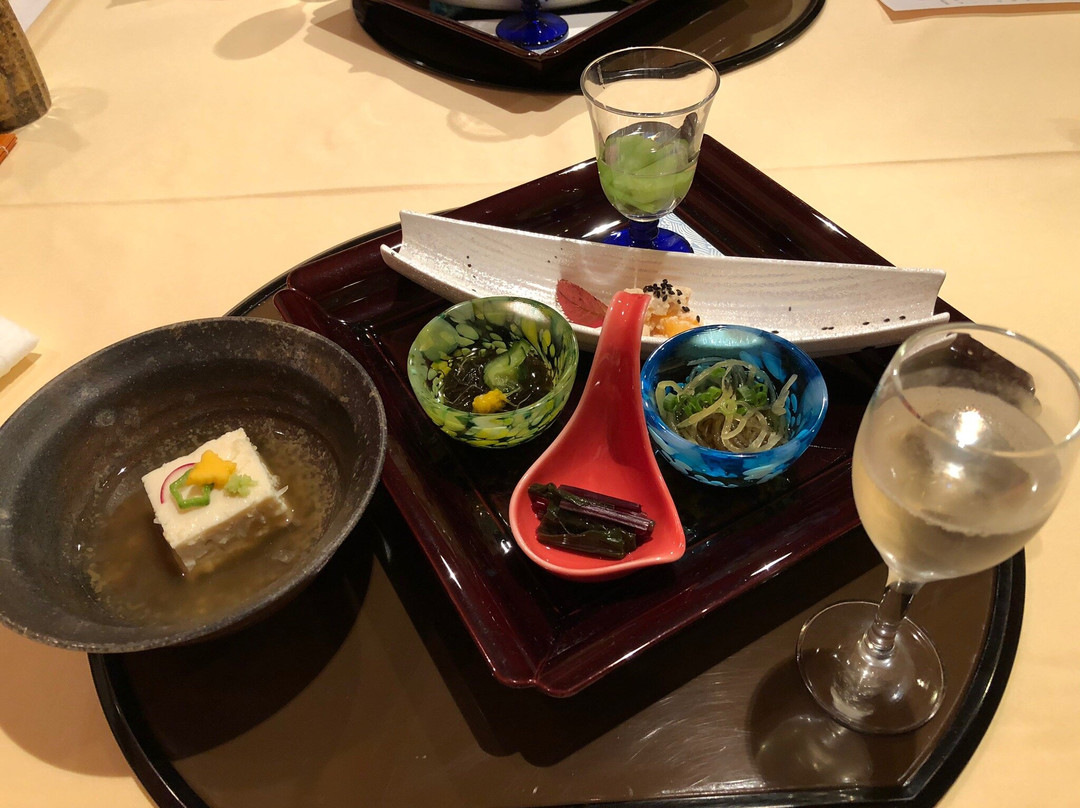 八甲田酒店主图